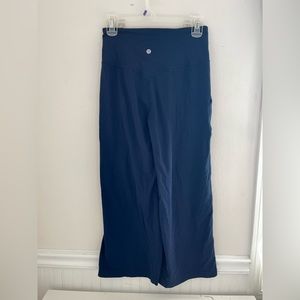 LULULEMON Add Flare High-Rise crop 21” NAVY